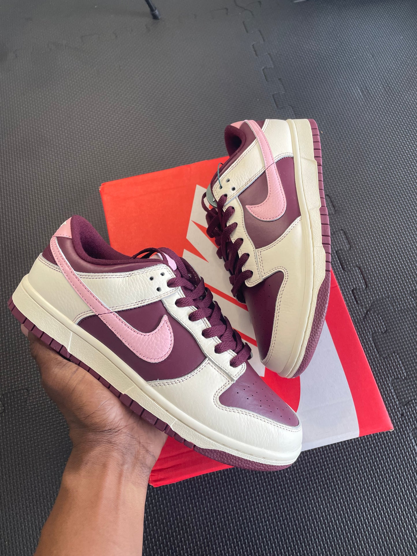 Nike Dunk Low “Valentine”