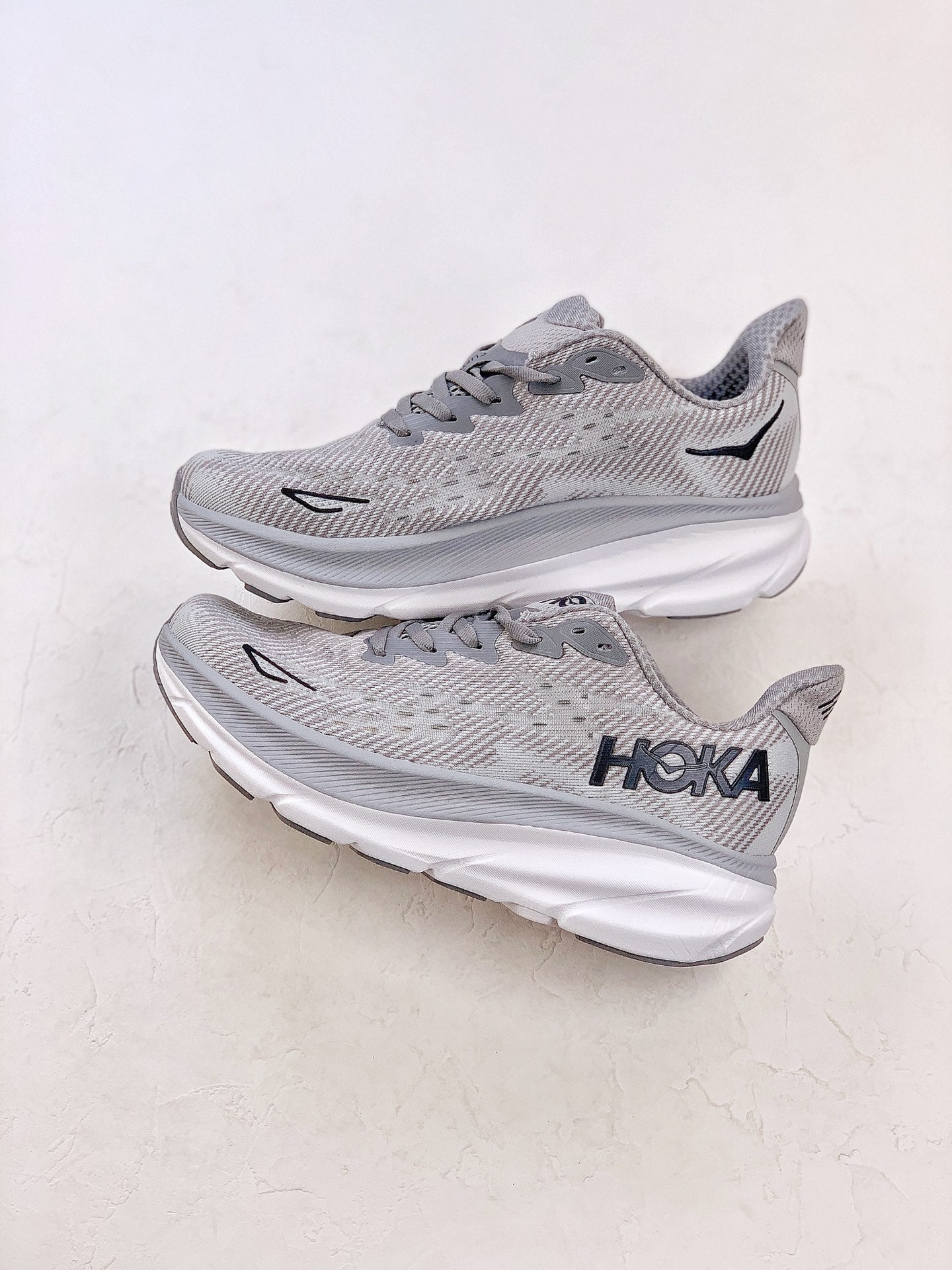 Hoka One One Grey White