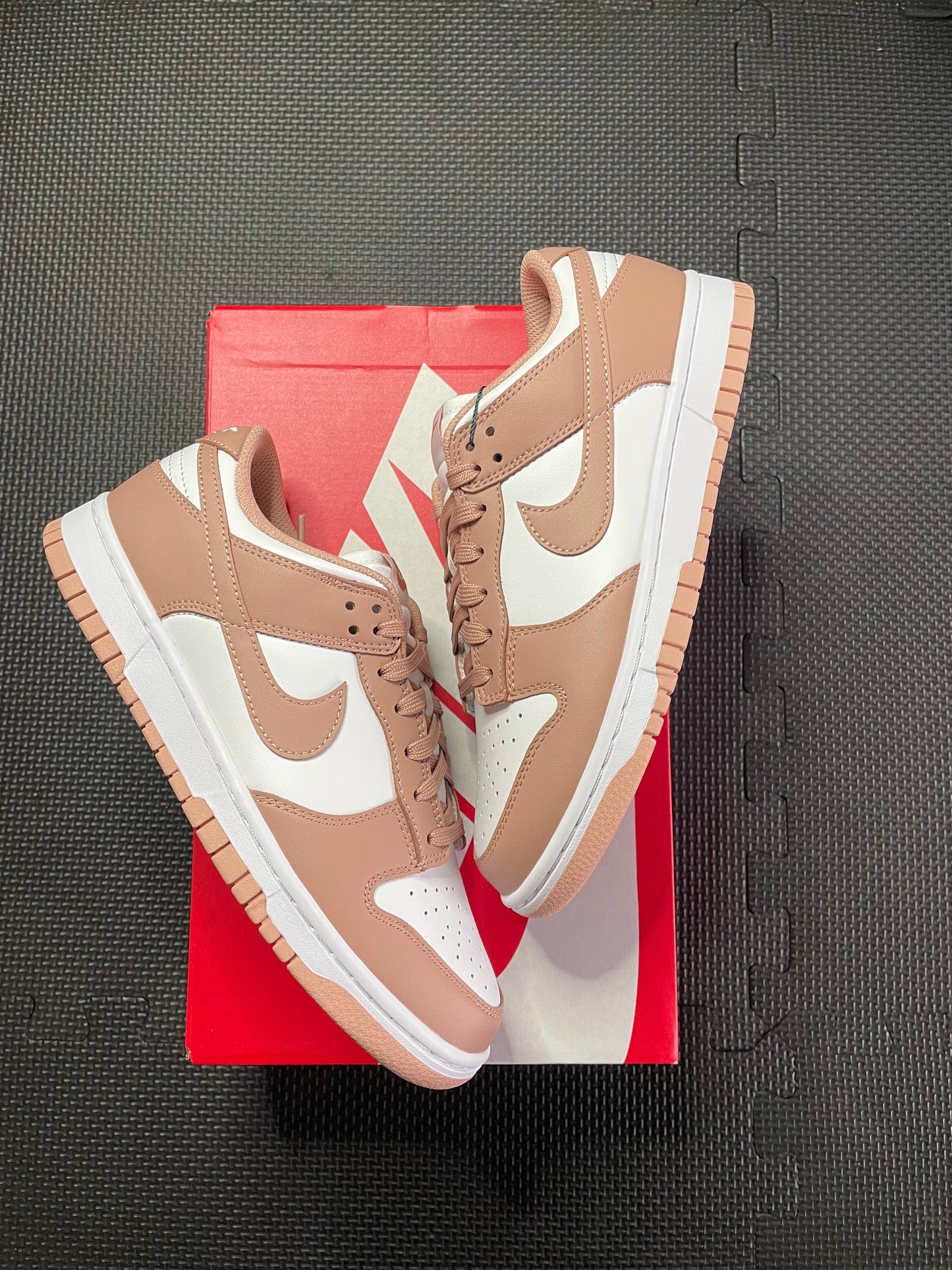 Nike Dunk Low “Rose Whisper”
