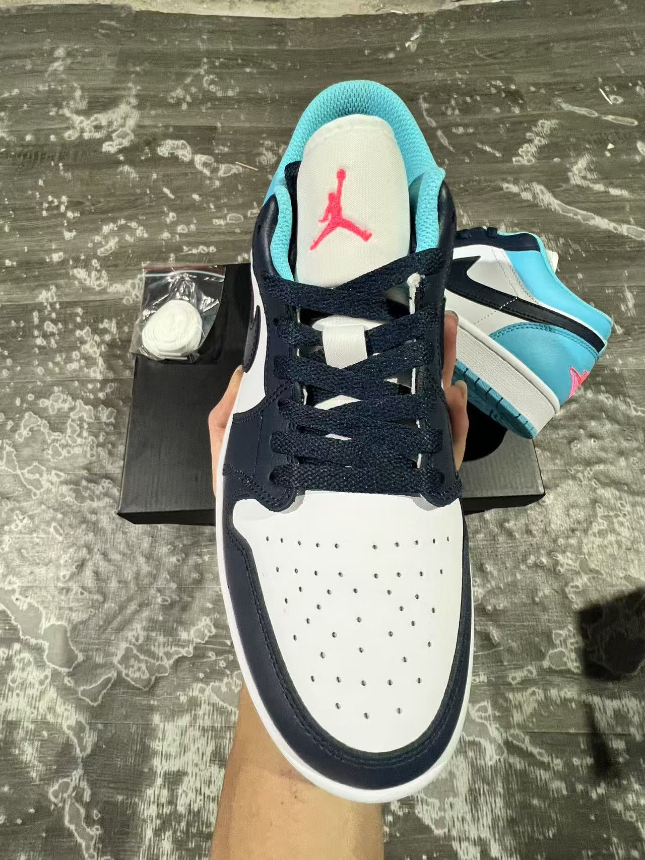 Jordan 1 Low Teals