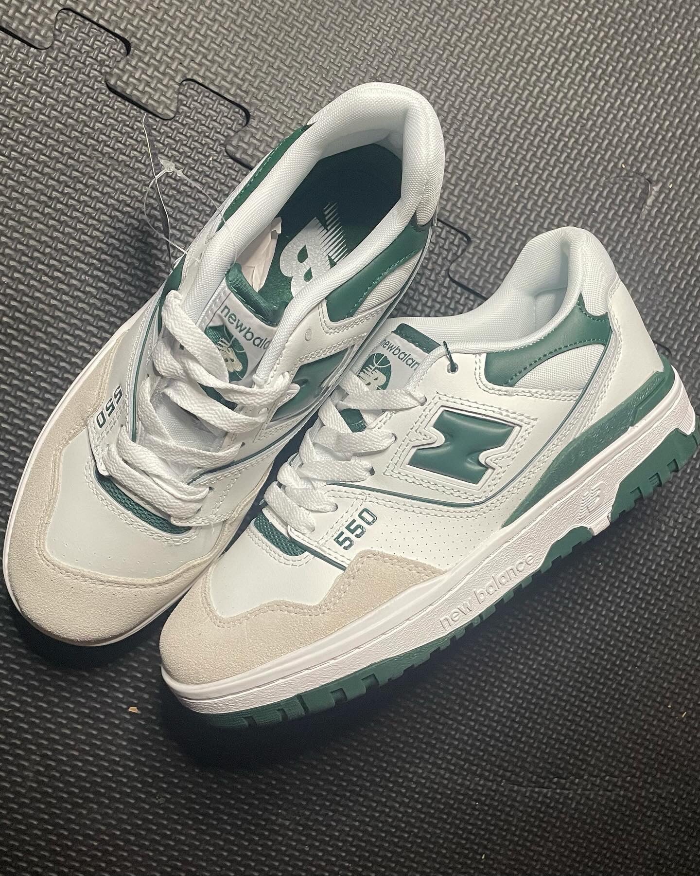 New Balance 550 “White Green”