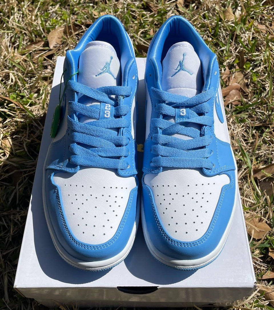 Jordan 1 Low “UNC”