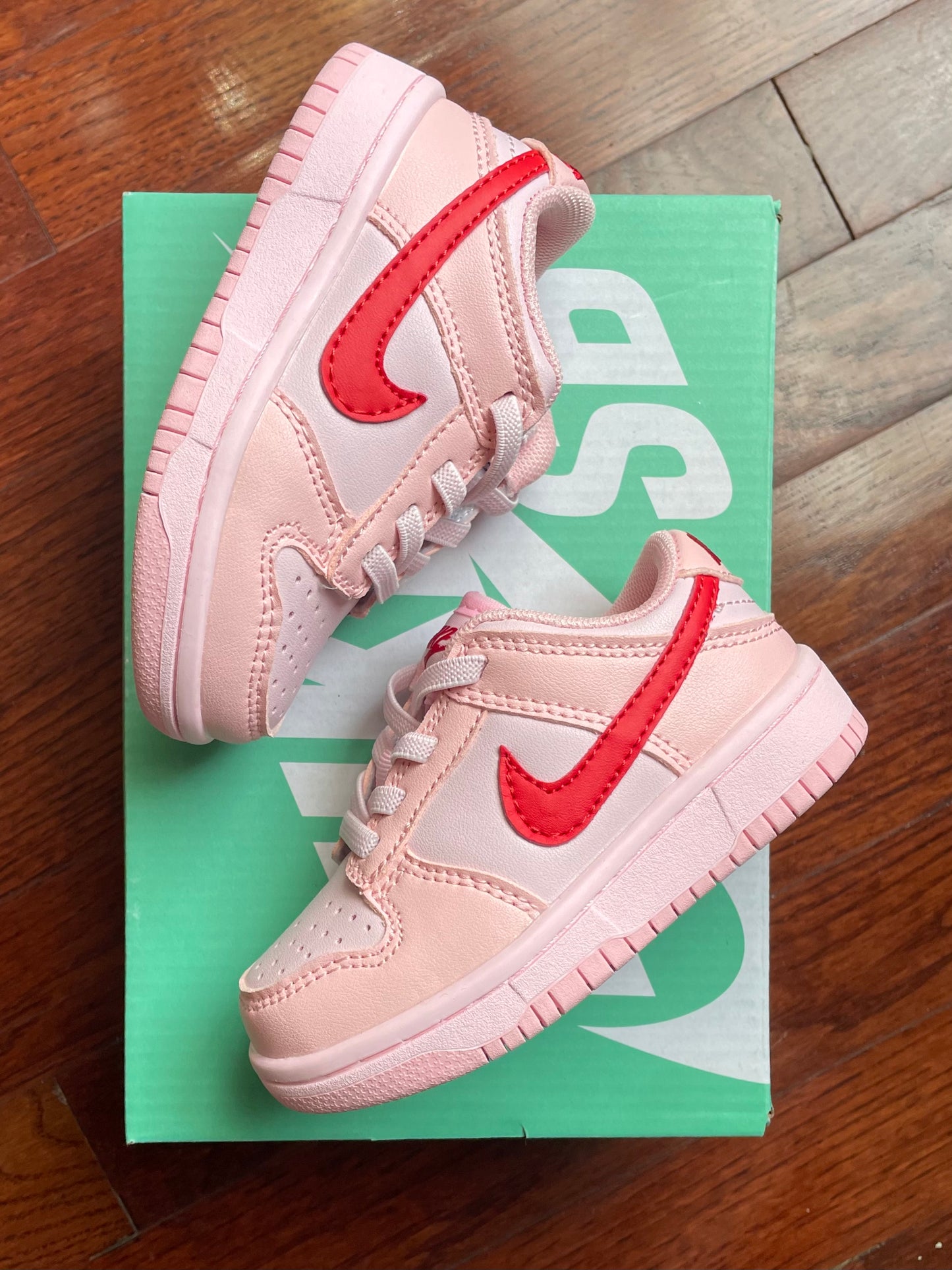 Kids Nike Dunk “Triple Pink”