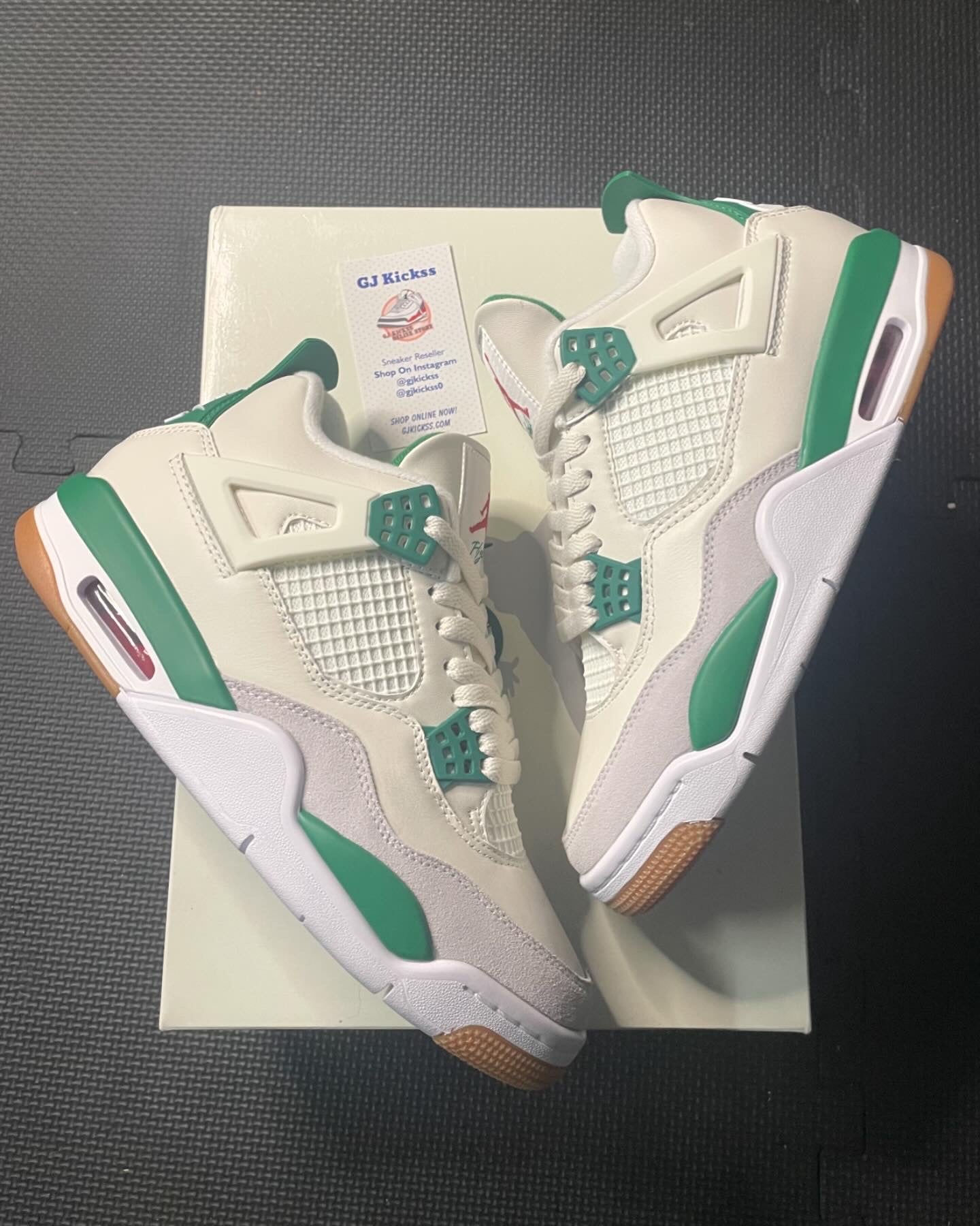 Jordan 4 Retro SB “Pine Green”