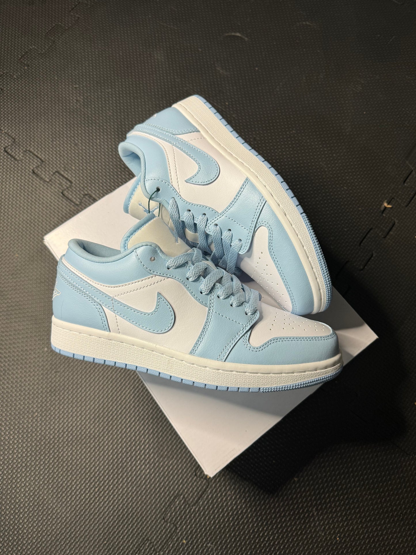 Air Jordan 1 Low “Light Blue”