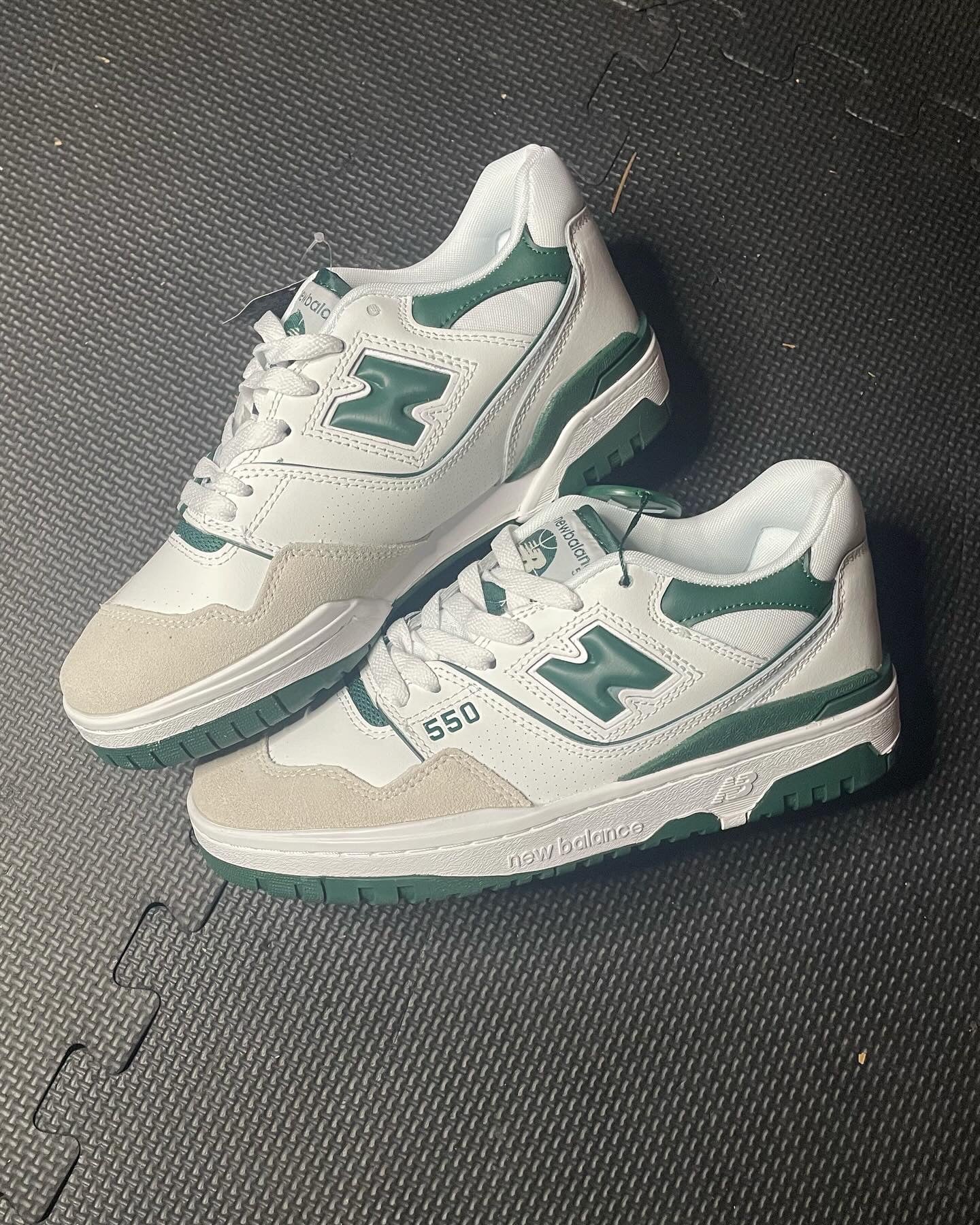 New Balance 550 “White Green”