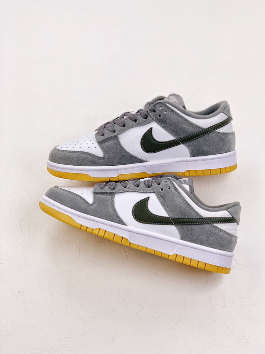 Nike Dunk Low “Grey Gum”