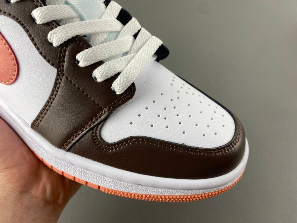 Jordan 1 low “Pink Mocha”