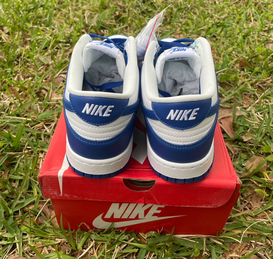 Nike Dunk Low “Kentucky”