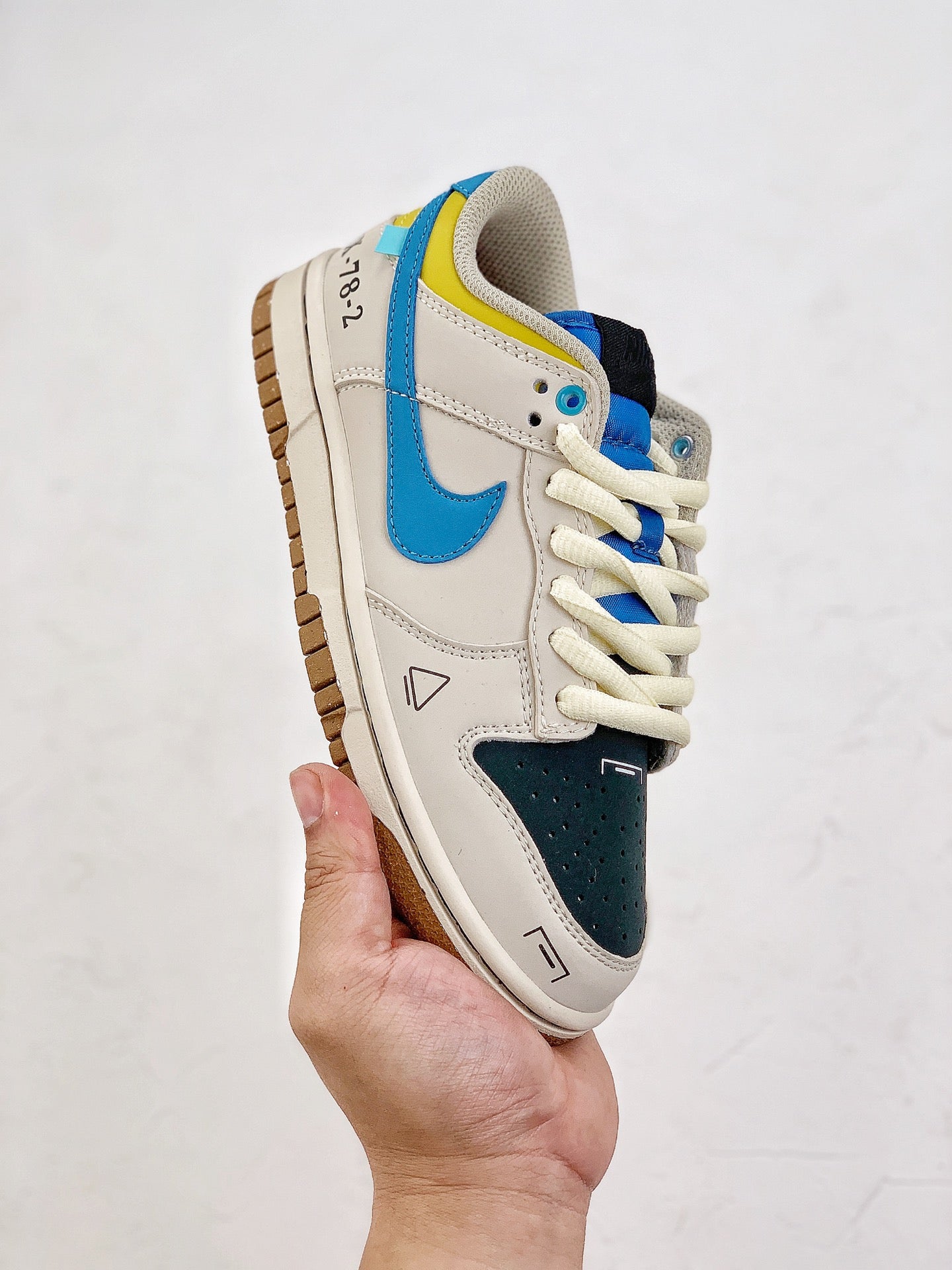 Nike SB Dunk Low “Steamboy OST”