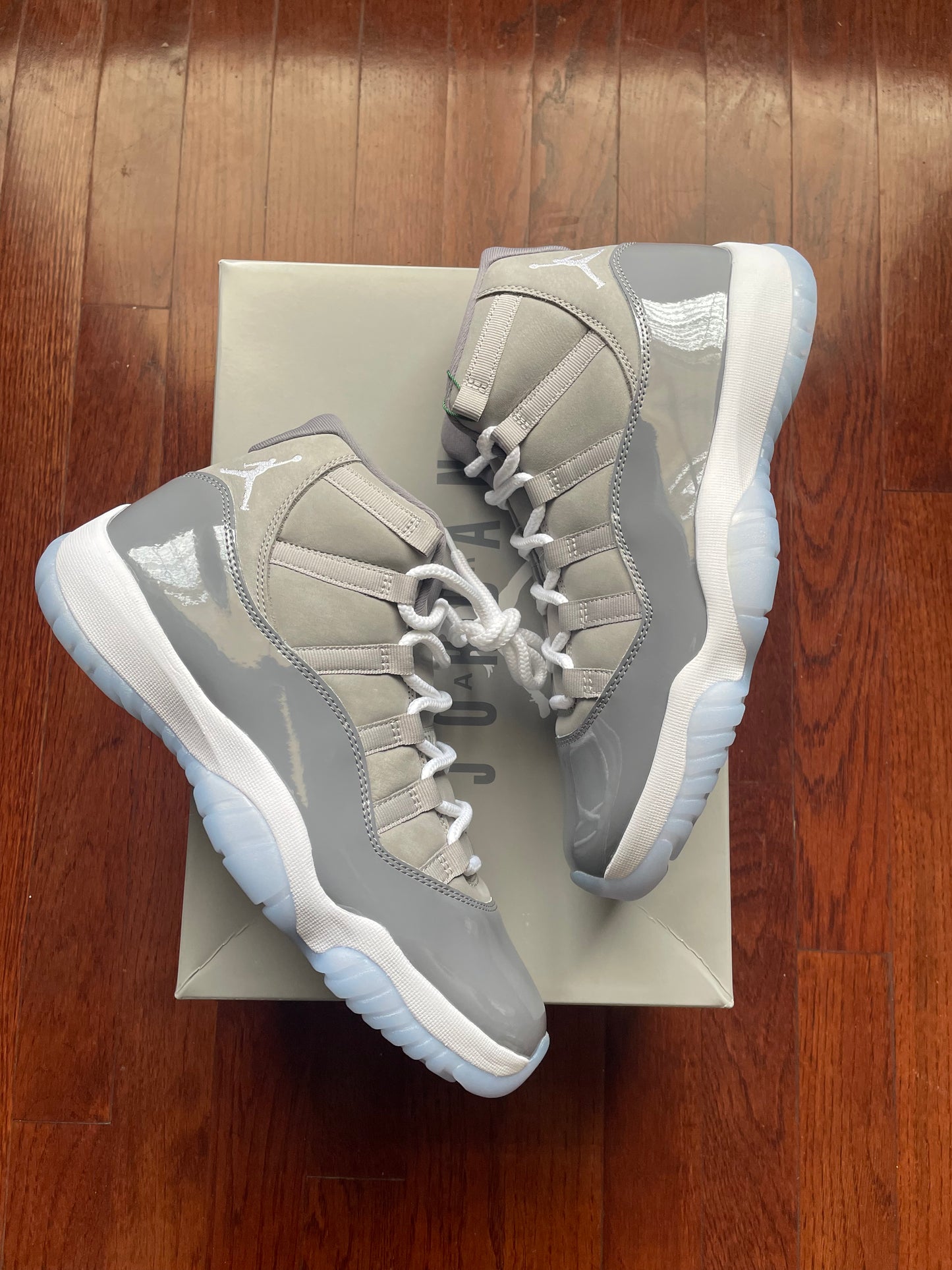 Jordan 11 Retro “Cool Grey” is